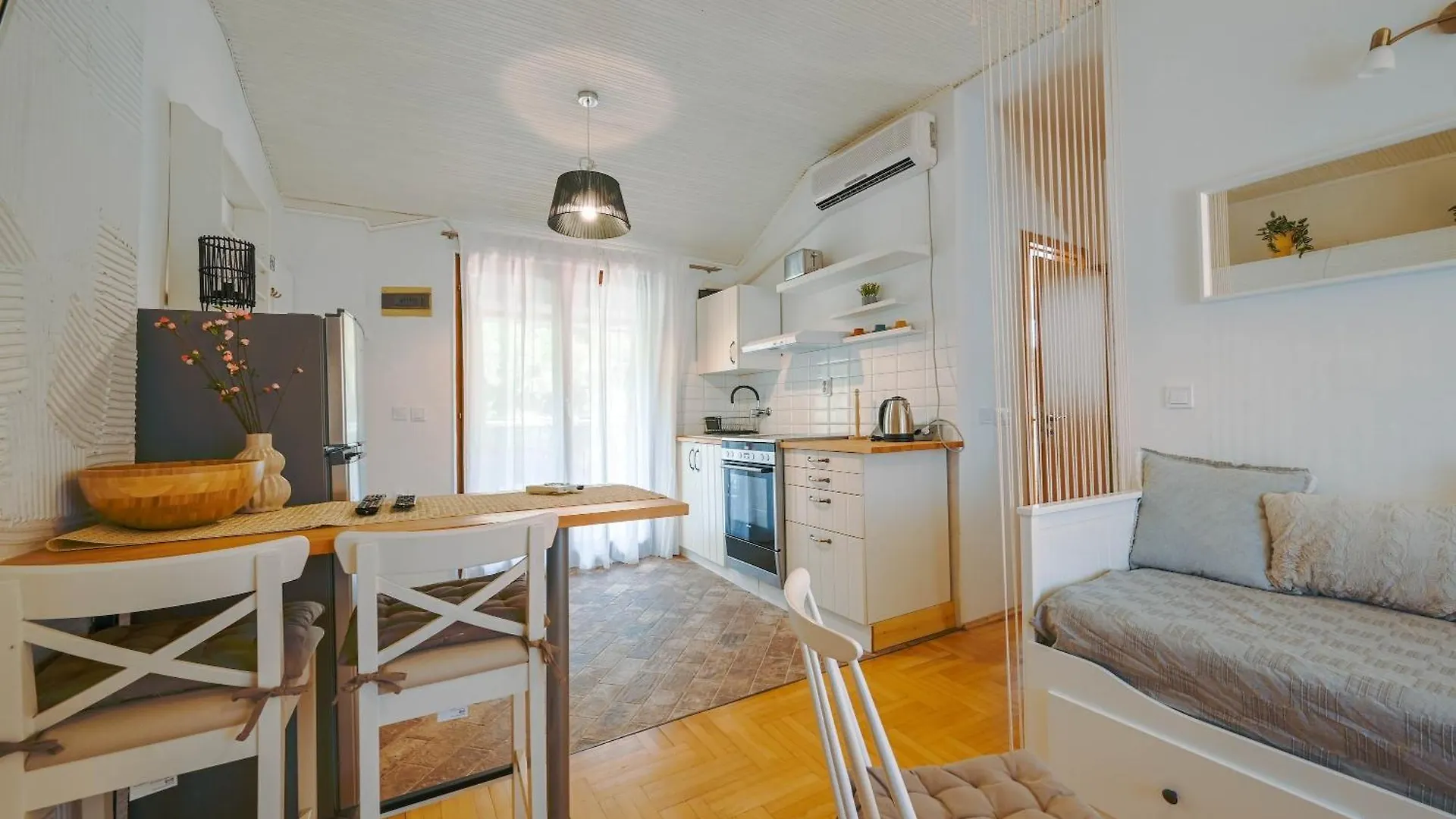 Ferri Apartment Ρόβινι 0*,  Κροατία