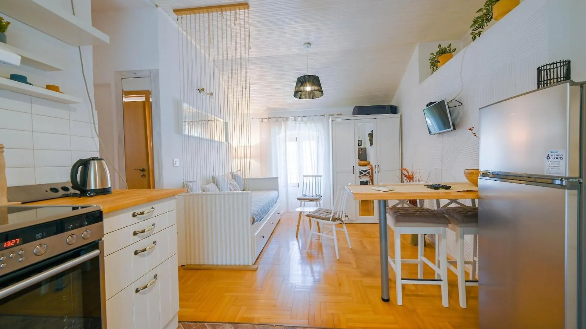 Ferri Apartment Ρόβινι