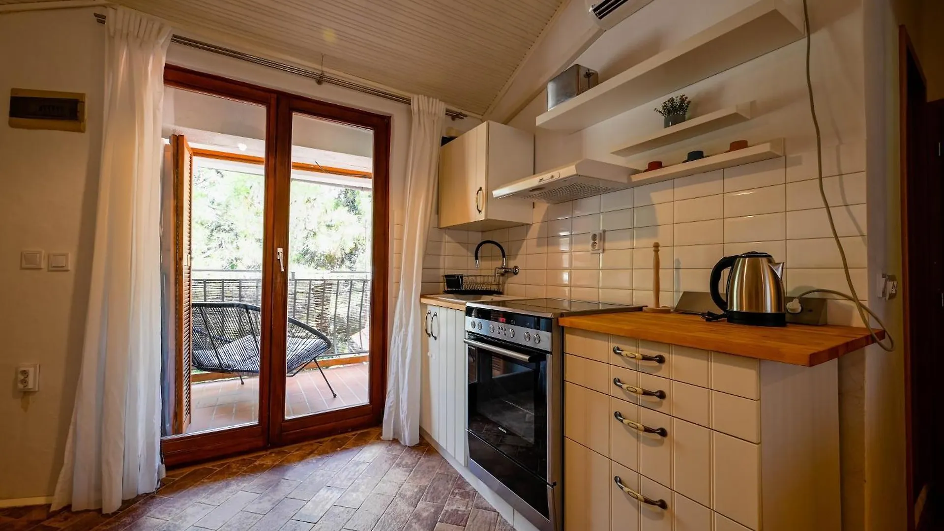 Ferri Apartment Ρόβινι